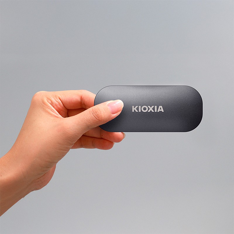 Dysk SSD KIOXIA Exceria Plus 500 GB USB 3.2 Dysk SSD KIOXIA Exceria Plus 500 GB USB 3.2