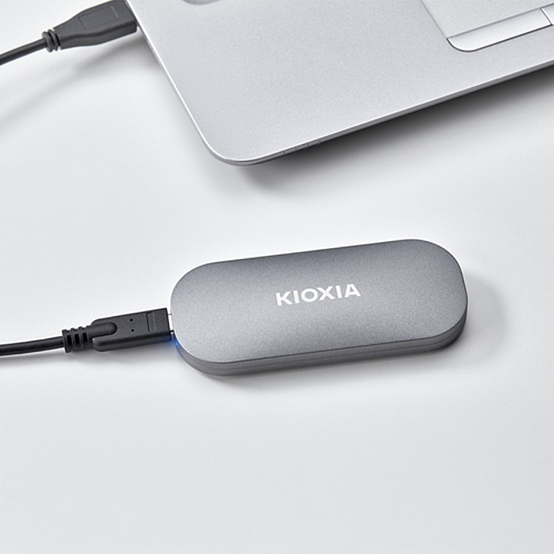 Dysk SSD KIOXIA Exceria Plus 500 GB USB 3.2 Dysk SSD KIOXIA Exceria Plus 500 GB USB 3.2
