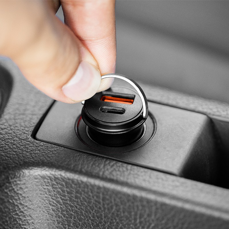 Φορτιστής αυτοκινήτου 30 W Kruger&Matz