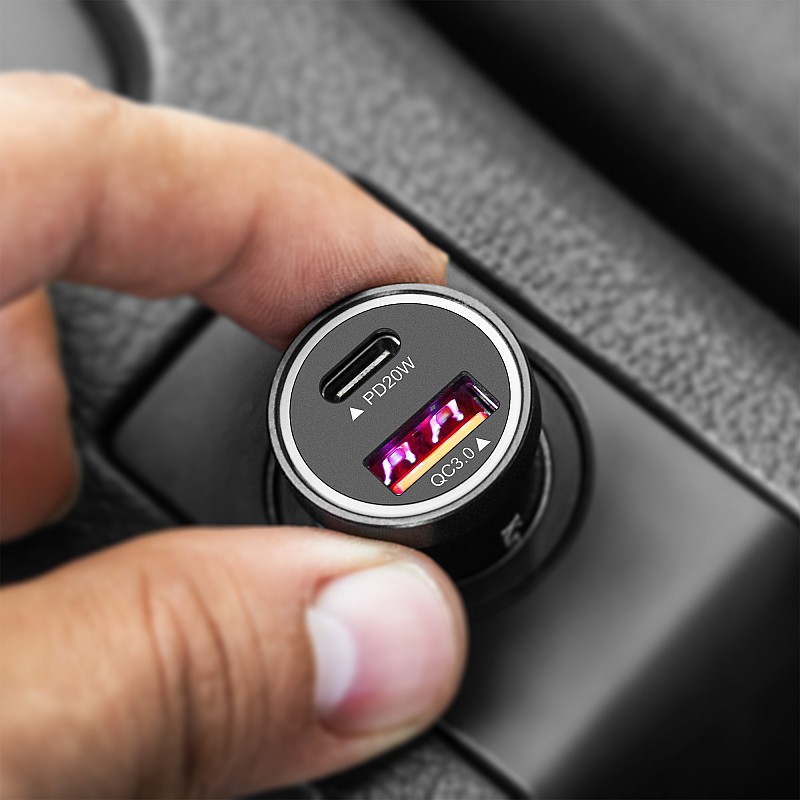 Φορτιστής αυτοκινήτου Kruger&Matz 38W με λειτουργίες Power Delivery και γρήγορης φόρτισης