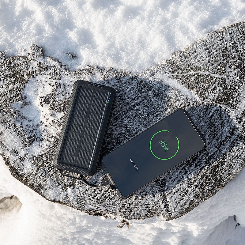 Kruger&Matz 10000mAh Li-ion Solar PowerBank με 3 συμβουλές