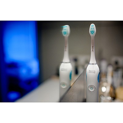 Ηχητική οδοντόβουρτσα TEESA SONIC PRO