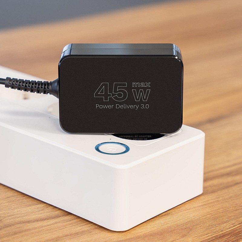 Τροφοδοτικό γενικής χρήσης Kruger&Matz 45W με λειτουργία Power Delivery, 7 ακροδέκτες